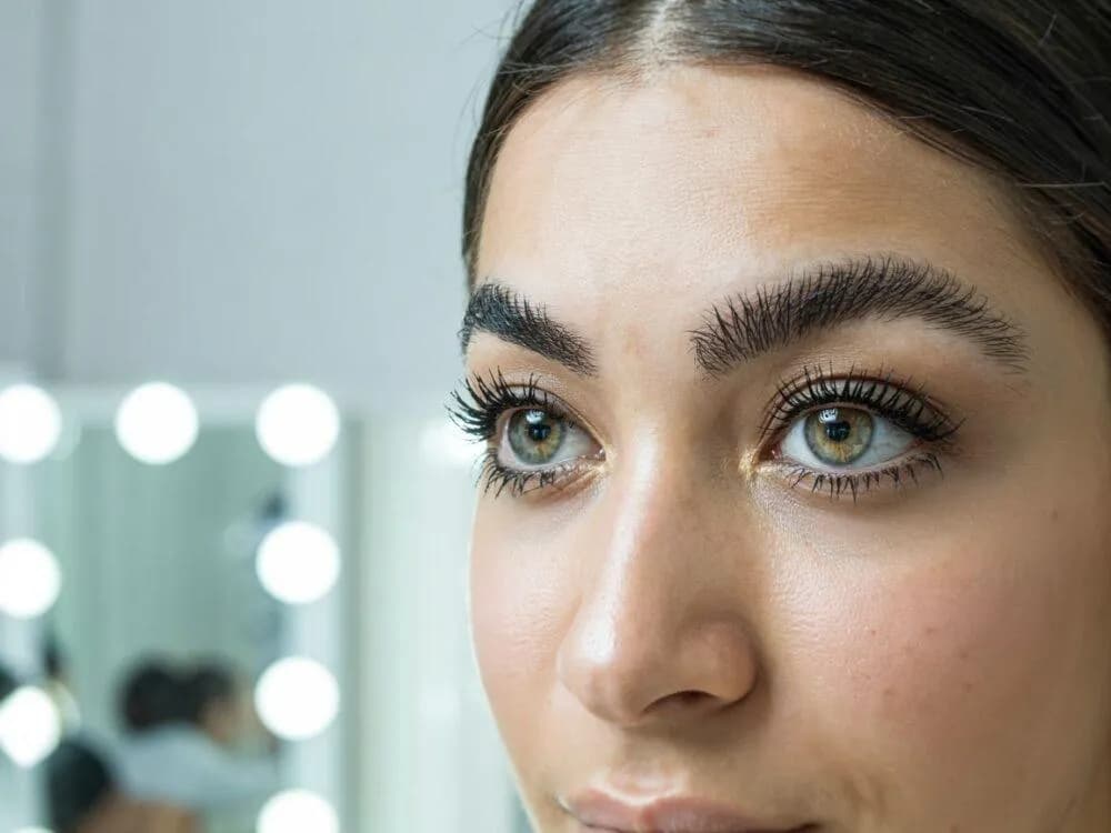 Pogrubienie rzęs: 5 sprawdzonych metod na gęste spojrzenie